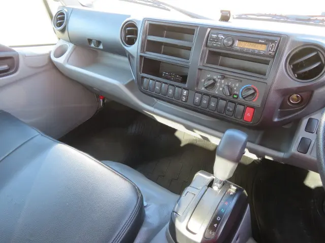 トヨタ ダイナ 2KG-XZU710(2WD)の写真17