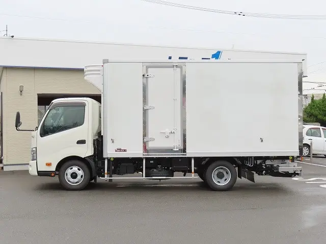 日野 デュトロ 2KG-XZU712M(2WD)の写真4