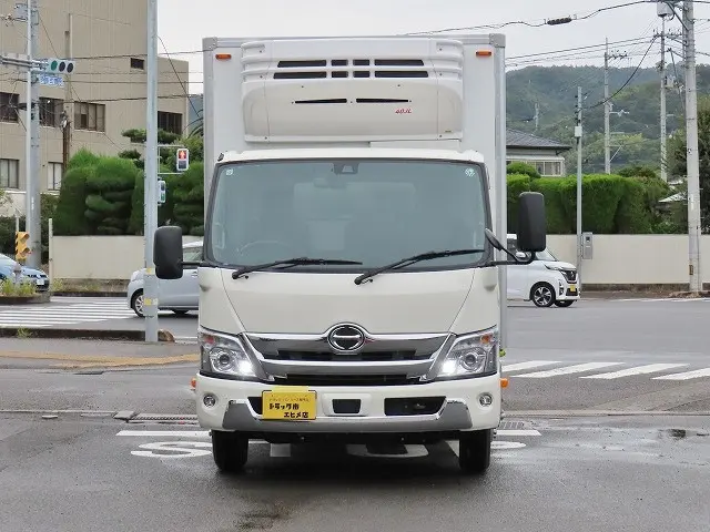 日野 デュトロ 2KG-XZU712M(2WD)の写真6