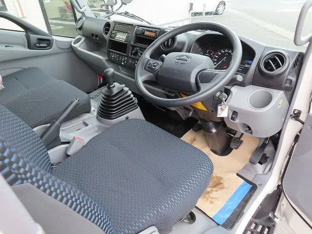 日野 デュトロ 2KG-XZU712M(2WD)の写真11