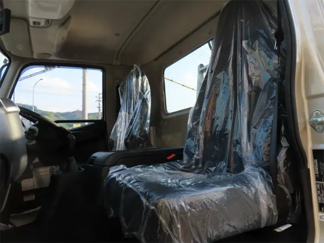 三菱 ファイター 2KG-FK72F(2WD)の写真11