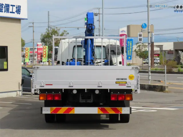 三菱 ファイター 2KG-FK62FZ(2WD)の写真8