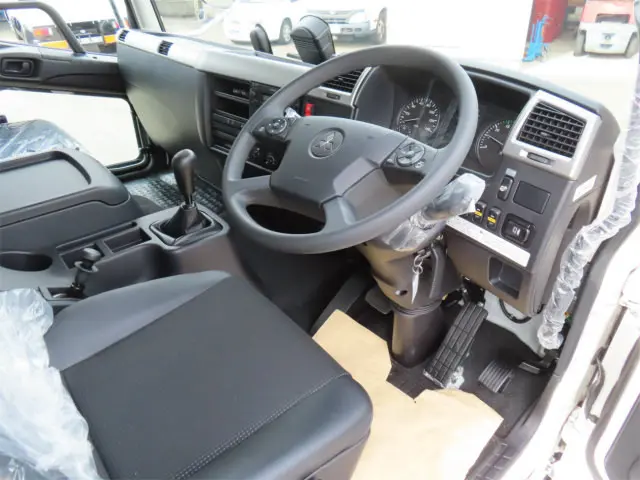 三菱 ファイター 2KG-FK62FZ(2WD)の写真10