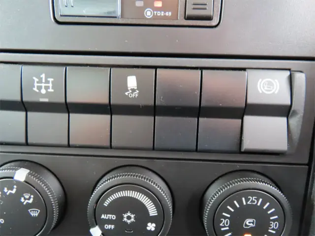 三菱 ファイター 2KG-FK62FZ(2WD)の写真18