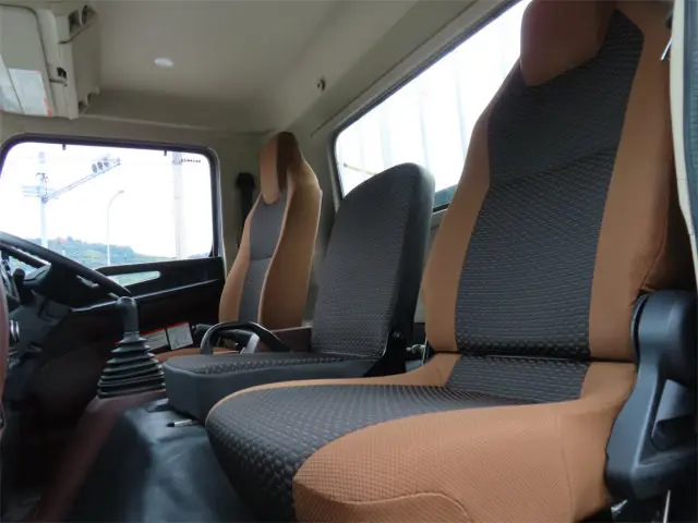 日野 レンジャー 2KG-FC2ABA(2WD)の写真13