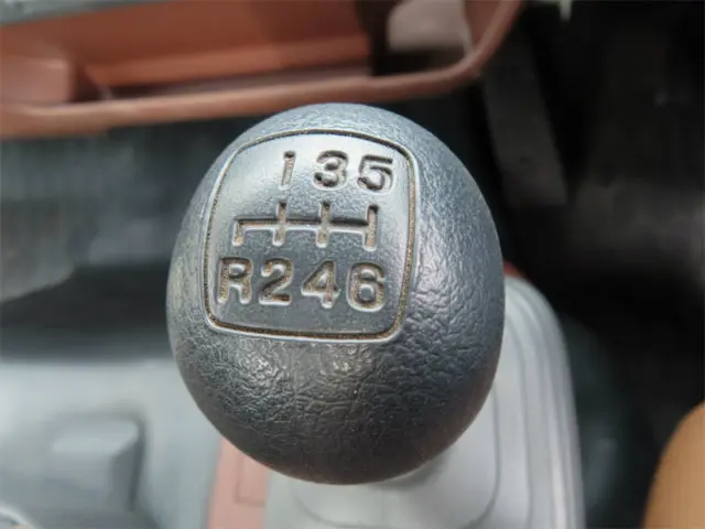 日野 レンジャー 2KG-FC2ABA(2WD)の写真21