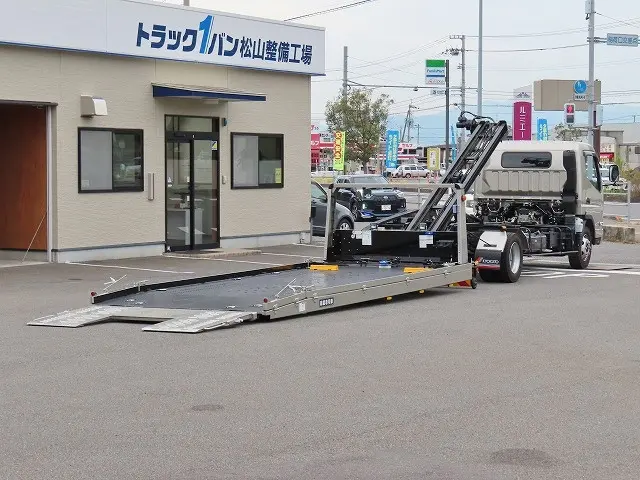 三菱 キャンター 2PG-FEB80(2WD)の写真9