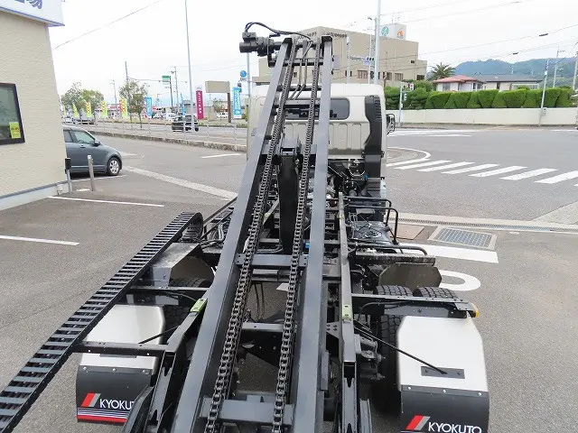 三菱 キャンター 2PG-FEB80(2WD)の写真36