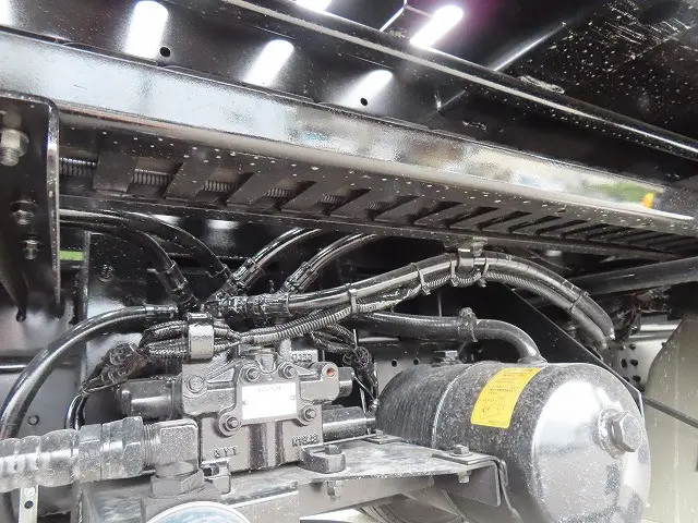 三菱 キャンター 2PG-FEB80(2WD)の写真45