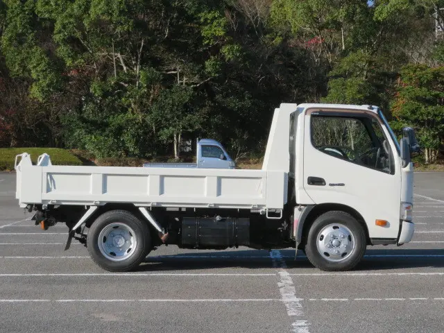 日野 デュトロ TKG-XZU620T(2WD)の写真5