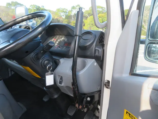 日野 デュトロ TKG-XZU620T(2WD)の写真22