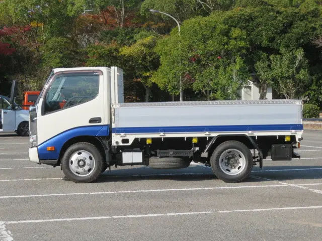 日野 デュトロ 2RG-XZU605M(2WD)の写真3