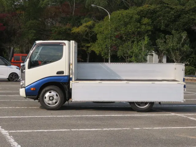 日野 デュトロ 2RG-XZU605M(2WD)の写真8