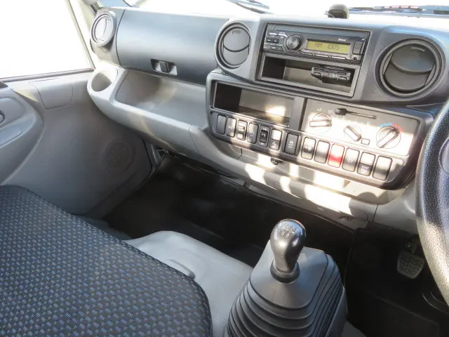 日野 デュトロ 2RG-XZU605M(2WD)の写真15