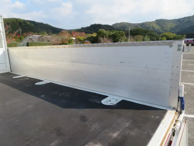 日野 デュトロ 2RG-XZU605M(2WD)の写真32