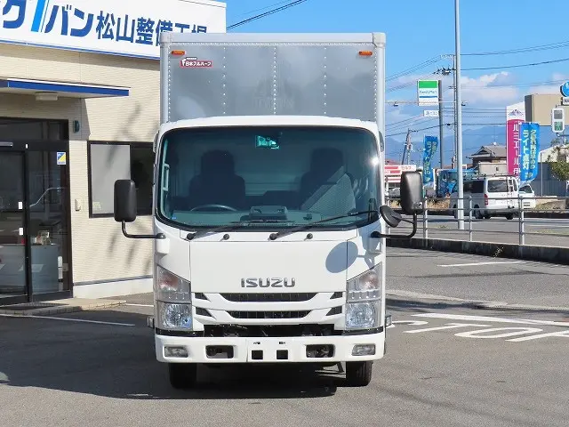 いすゞ エルフ 2RG-NLR88AN(2WD)の写真6