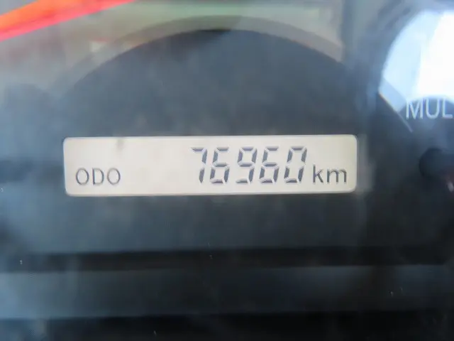 いすゞ エルフ 2RG-NLR88AN(2WD)の写真13