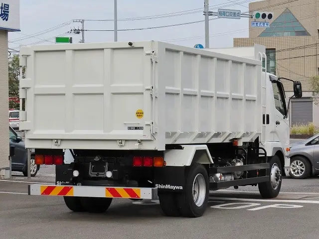 三菱 ファイター 2KG-FK72FZ(2WD)の写真3