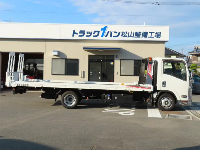 いすゞ エルフ 2RG-NPR88AN(2WD)の写真4