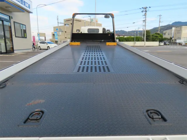 いすゞ エルフ 2RG-NPR88AN(2WD)の写真24