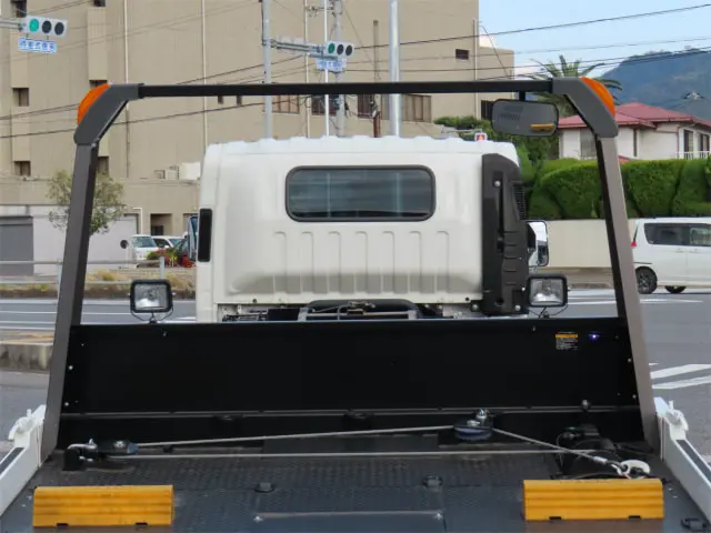 いすゞ エルフ 2RG-NPR88AN(2WD)の写真25