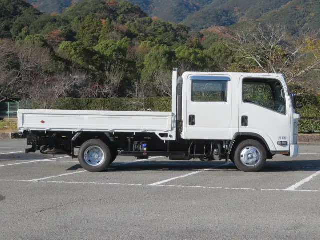 いすゞ エルフ 2RG-NPR88AR(2WD)の写真5