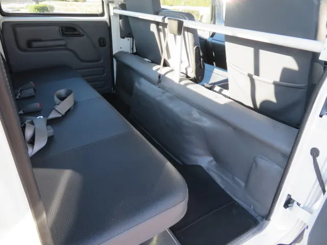 いすゞ エルフ 2RG-NPR88AR(2WD)の写真20