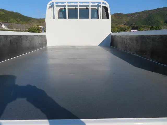 いすゞ エルフ 2RG-NPR88AR(2WD)の写真26