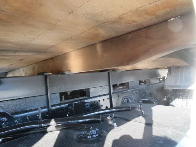 いすゞ エルフ 2RG-NPR88AR(2WD)の写真40