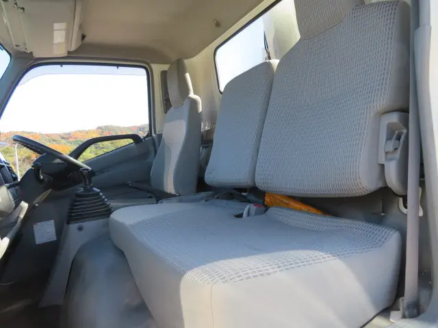 トヨタ ダイナ TKG-XZU730(2WD)の写真11