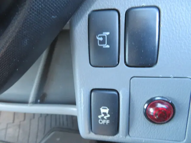 トヨタ ダイナ TKG-XZU730(2WD)の写真18