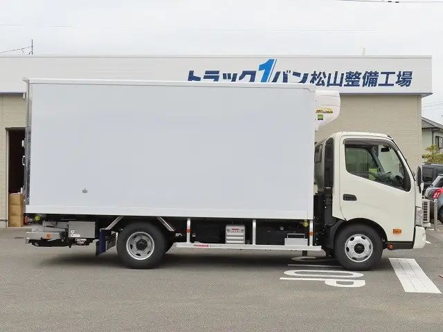 日野 デュトロ 2KG-XZU712M(2WD)の写真4