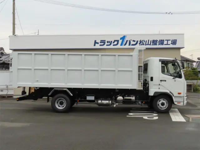 三菱 ファイター 2KG-FK72F(2WD)の写真4