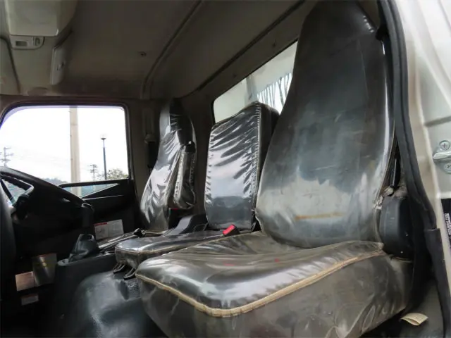 三菱 ファイター 2KG-FK72F(2WD)の写真13