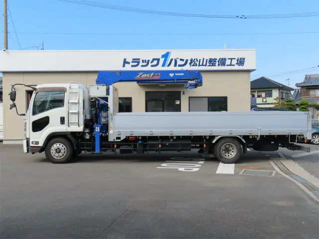 いすゞ フォワード 2RG-FSR90T2(2WD)の写真3