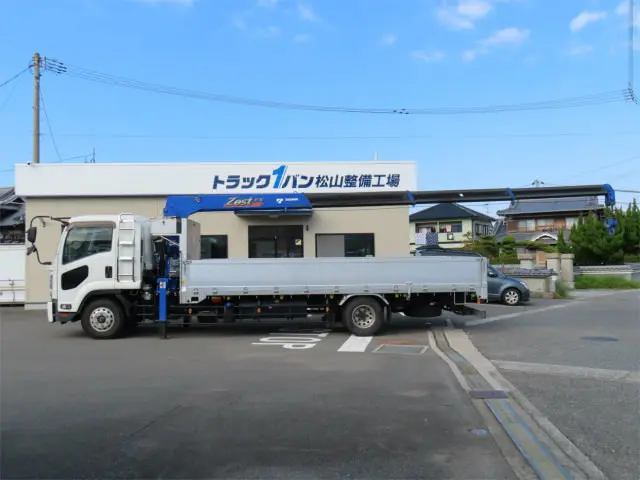 いすゞ フォワード 2RG-FSR90T2(2WD)の写真8