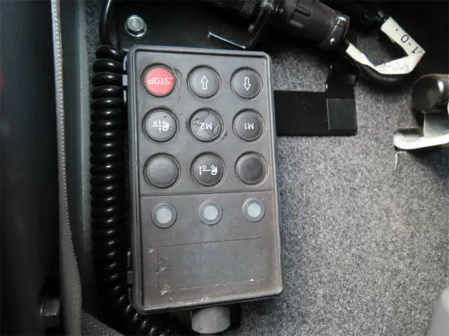 いすゞ フォワード 2RG-FSR90T2(2WD)の写真23