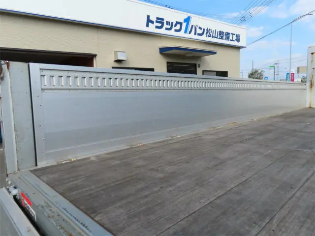 いすゞ フォワード 2RG-FSR90T2(2WD)の写真24