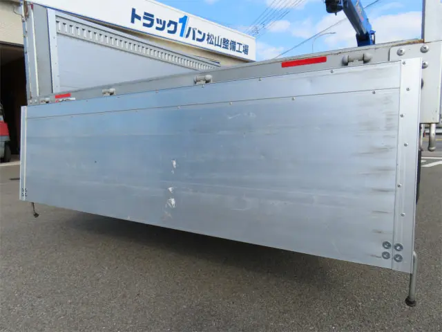 いすゞ フォワード 2RG-FSR90T2(2WD)の写真27