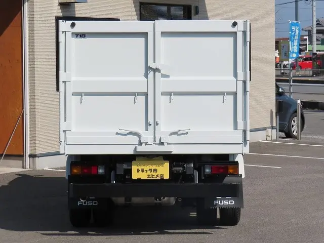 三菱 キャンター 2RG-FBA60(2WD)の写真8