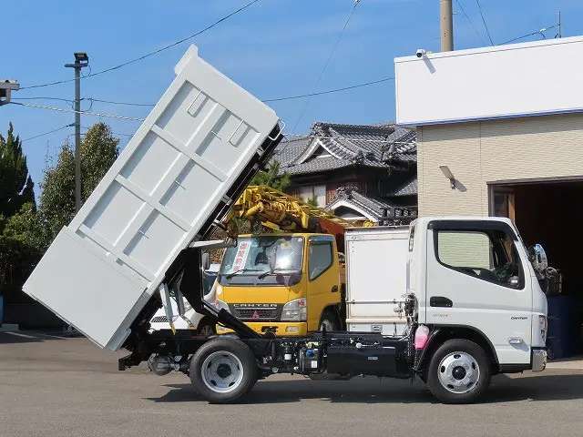 三菱 キャンター 2RG-FBA60(2WD)の写真10