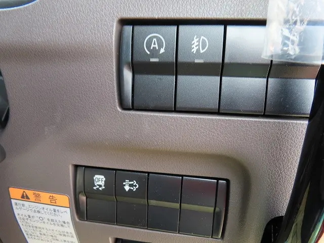 三菱 キャンター 2RG-FBA60(2WD)の写真17