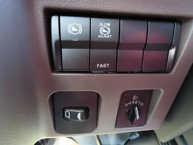三菱 キャンター 2RG-FBA60(2WD)の写真18