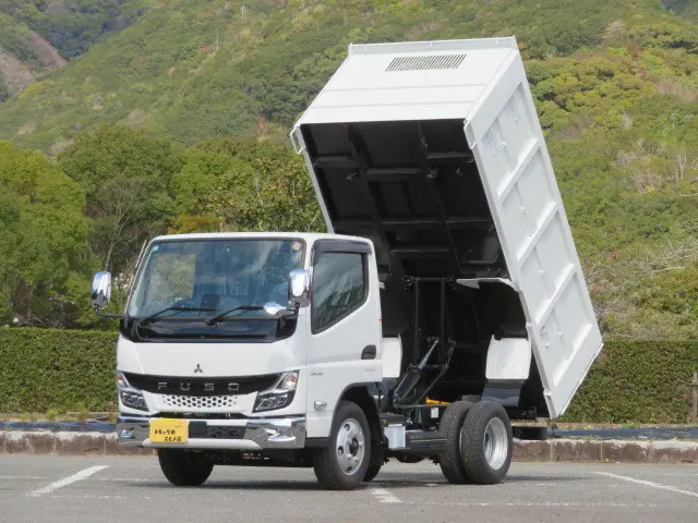 三菱 キャンター 2RG-FBA60(2WD)の写真8