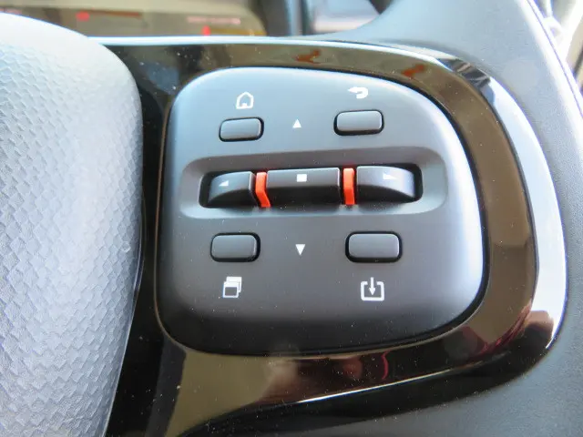 三菱 キャンター 2RG-FBA60(2WD)の写真14