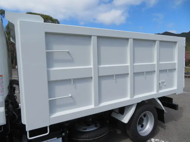 三菱 キャンター 2RG-FBA60(2WD)の写真33