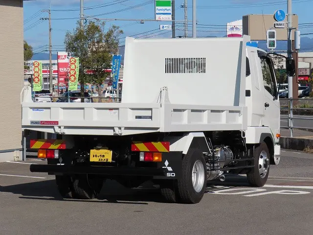 三菱 ファイター 2KG-FK62F(2WD)の写真3
