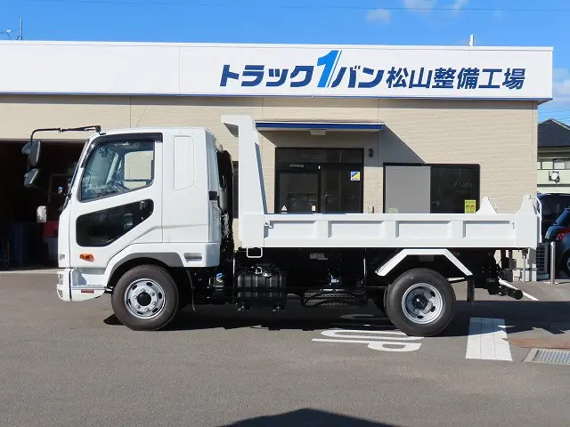 三菱 ファイター 2KG-FK62F(2WD)の写真4