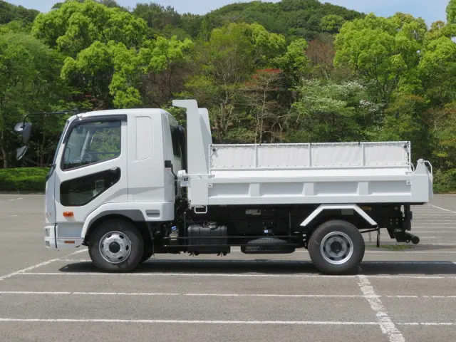 三菱 ファイター 2KG-FK62F(2WD)の写真4