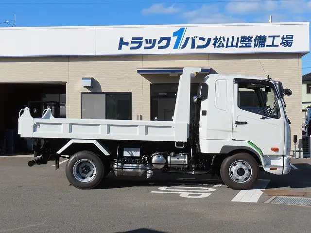 三菱 ファイター 2KG-FK62F(2WD)の写真5